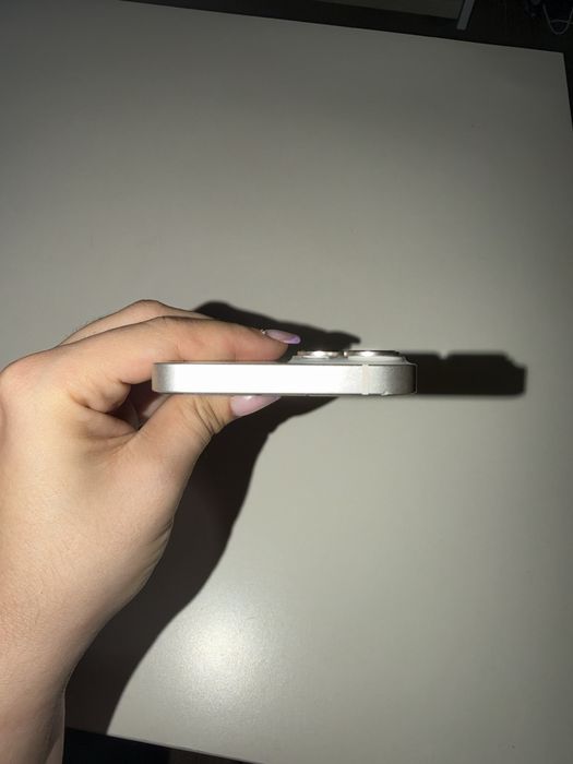iPhone 14 128GB Branco/Luz das Estrelas - Muito bom estado