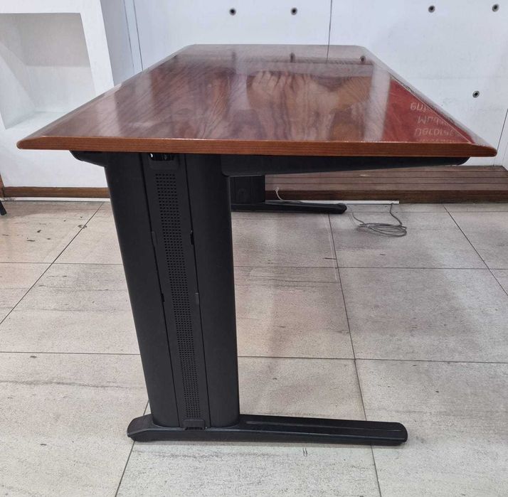 Mesa de Escritório