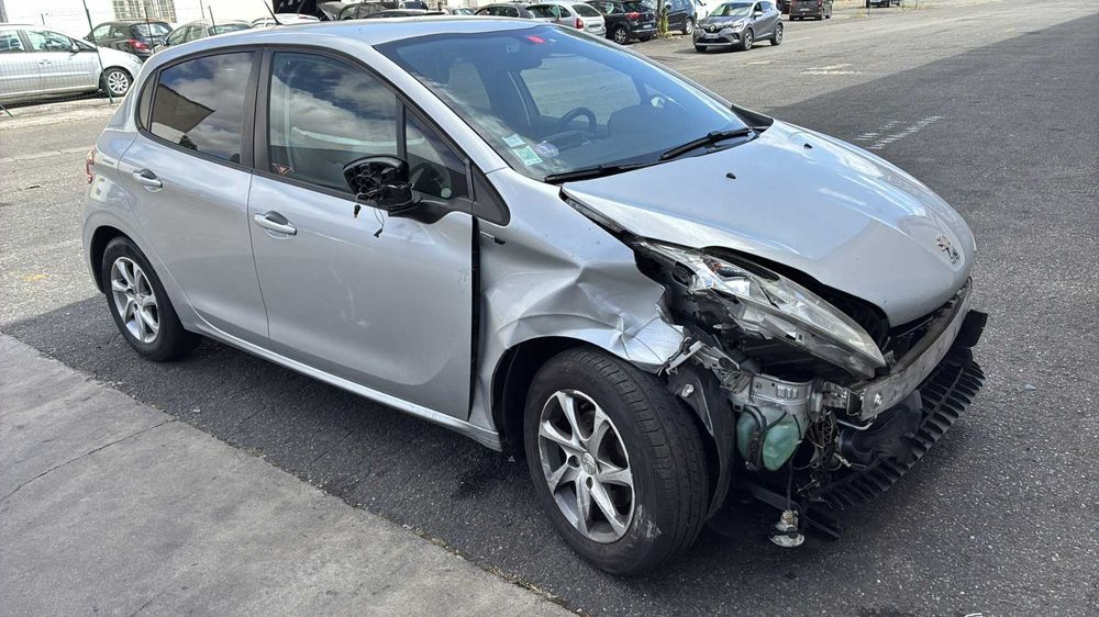 PEÇAS PEUGEOT 208 ANO 2014 1.2 VTI