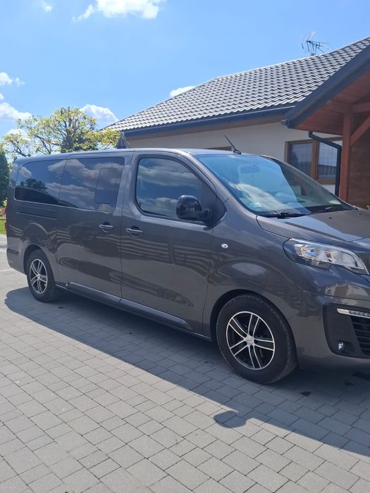 Peugeot Expert traveller 2022 9-osob