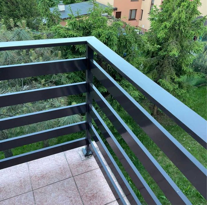 Balustrada aluminiowa  barierka Zabezpieczenie okienne  francuskie