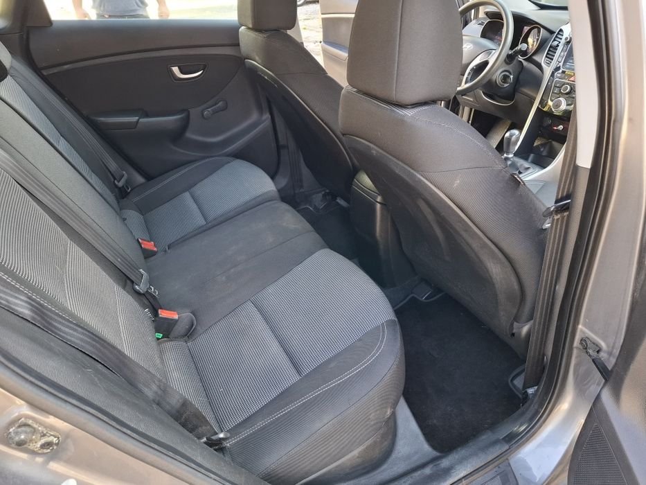Hyundai  i30  1.6 crdi 110km