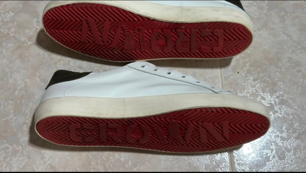 Vendo Tenis da Marca Crown