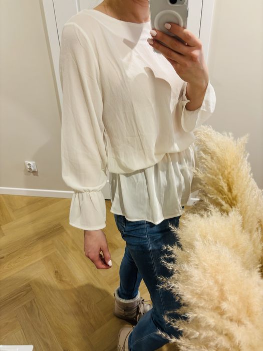 Bluzka baskinka biała