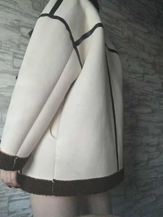 стильна, світла дублянка