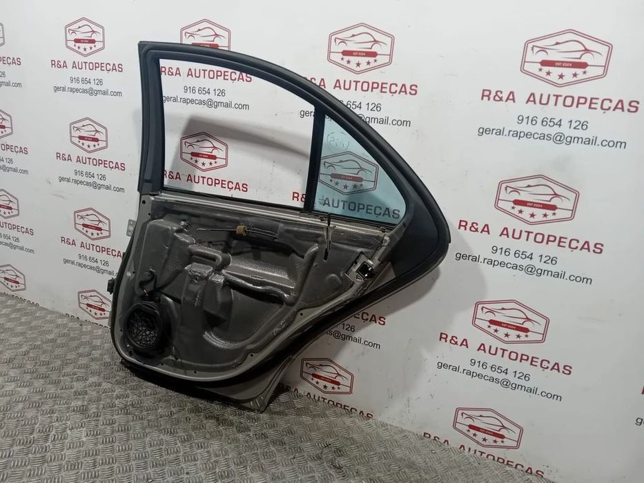 Porta Trás Traseiro Direito Mercedes Class C W203 Carro Original