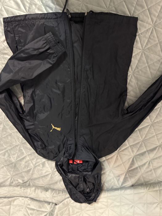 Легенька вітровка Puma