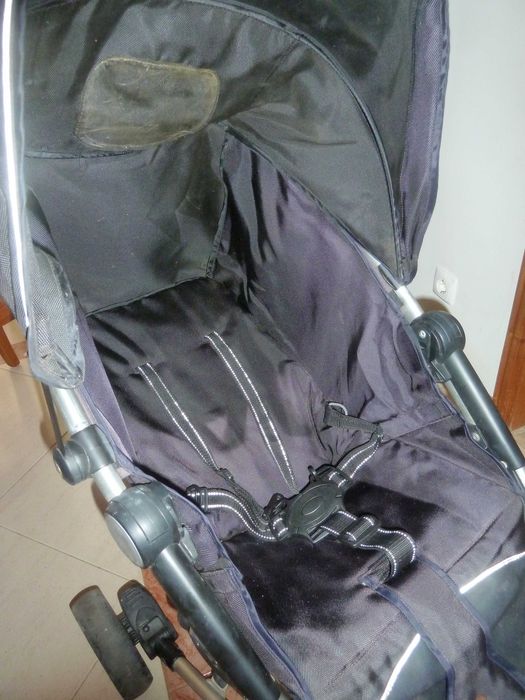 Carrinho de passeio com encosto regulável