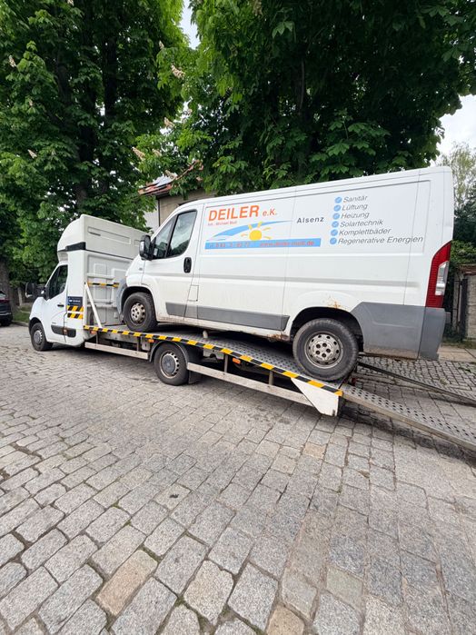 Auto laweta pomoc drogowa