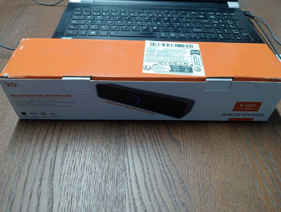 Soundbar PC Desktop YSD E-1002 – Som Estéreo USB (Preto)