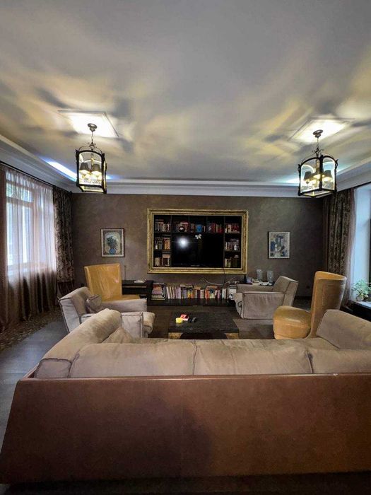 Продам квартиру в квартале от Соборной площади