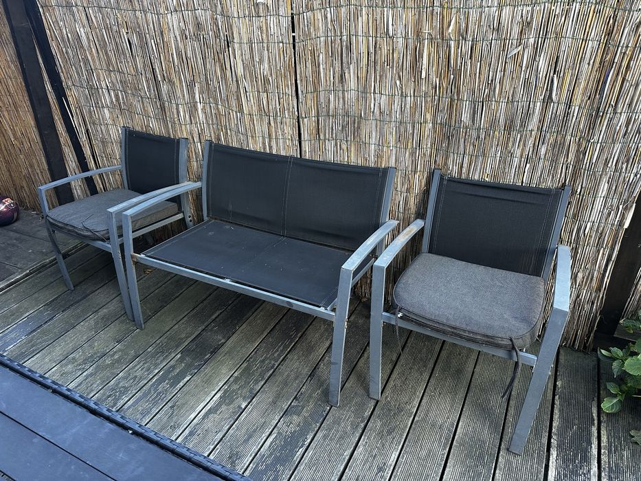 Zestaw mebli ogrodowych / na balkon