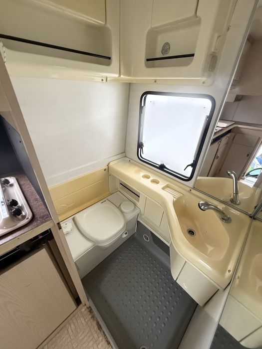 Przyczepa Burstner Scala 560 Stacjonarna 4 os Łazienka Transport