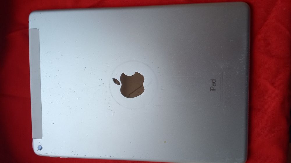 Планшет Apple i Pad