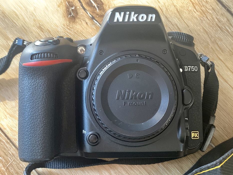 Nikon D750 body/ przebieg 26548!