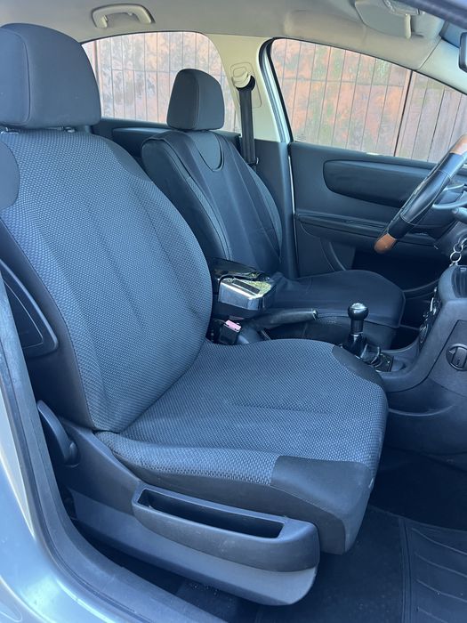 Citroen c4 1.6 дизель механіка 2007рік