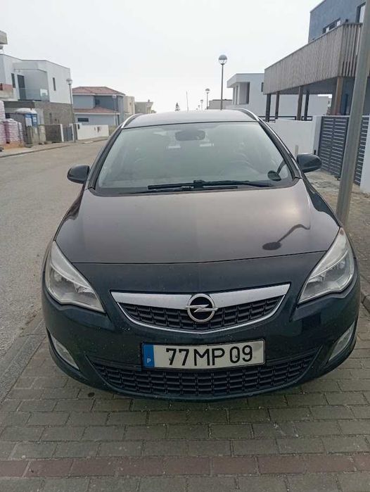 Opel Astra Sports Tourer — fotografia 6