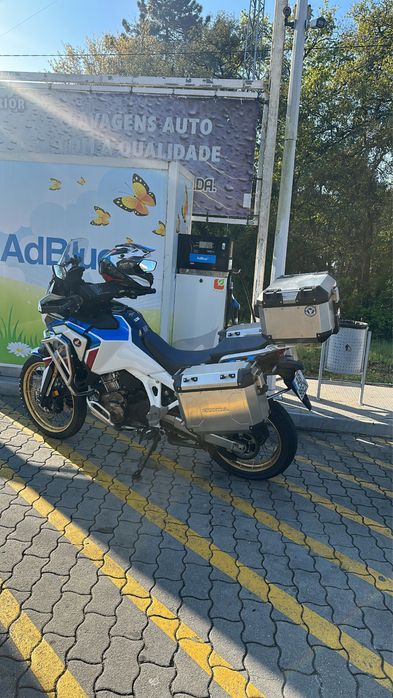 Honda Africa Twin 1100 adv dct
