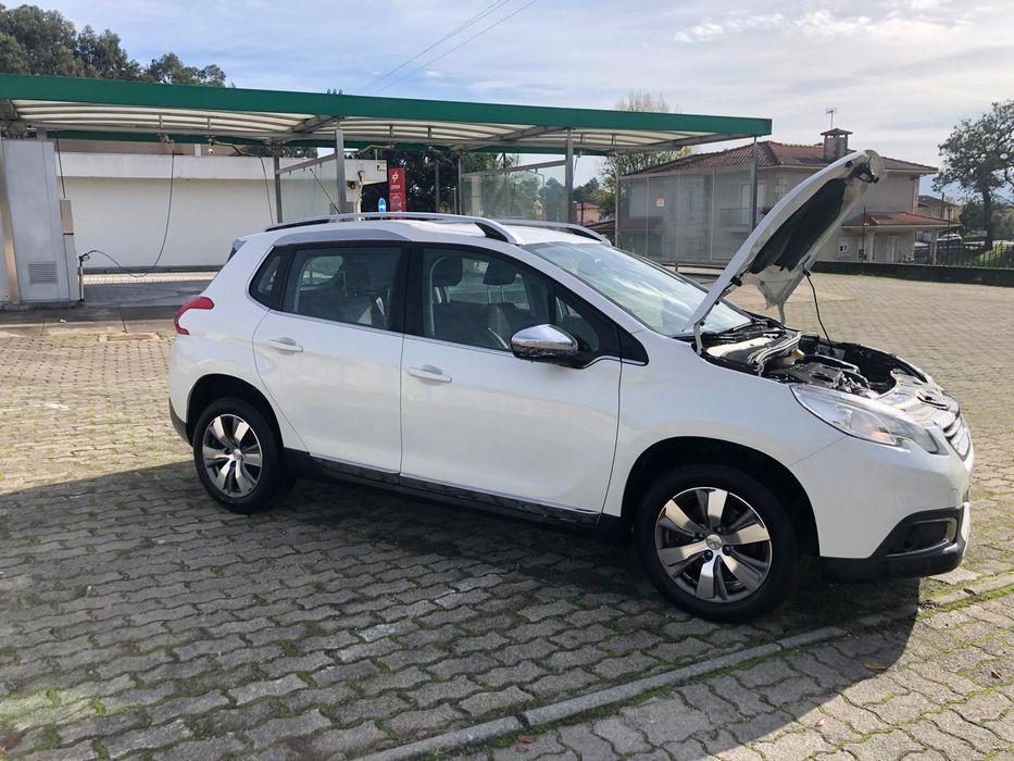 Peugeot 2008 Allure 115 CV 1.6
