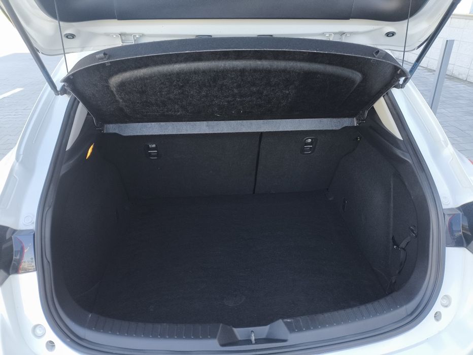 Mazda 3 2,2d 150 KM z Niemiec, full opcja, biała perła, śliczna!