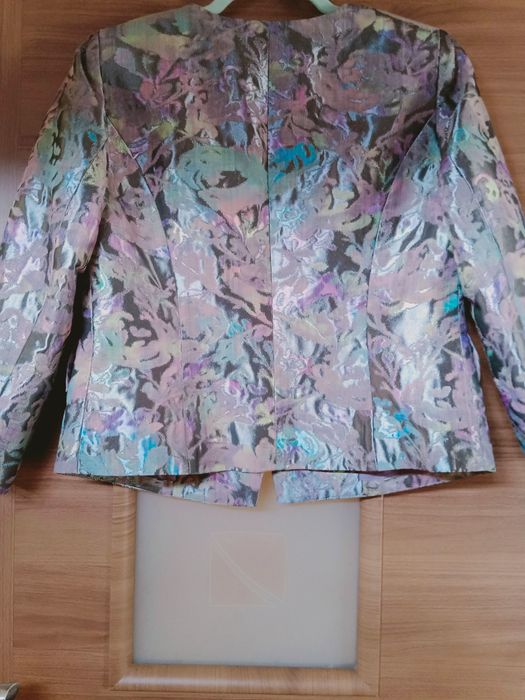 Sprzedam żakiet damski