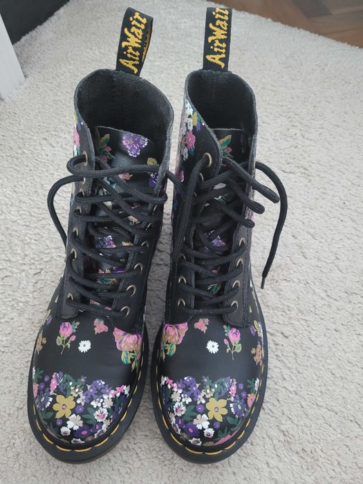 Dr. Martens r. 38 kwiaty