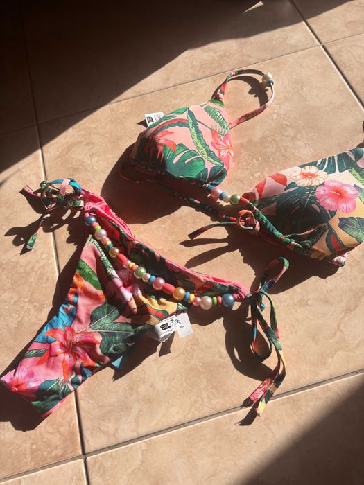 Conjunto de biquini novo 36