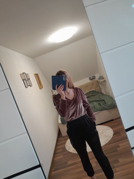 Spodnie skórzane woskowane azurowe wysoki stan kobiece eleganckie luzn