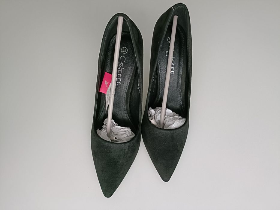 Nowe szpilki zamszowe