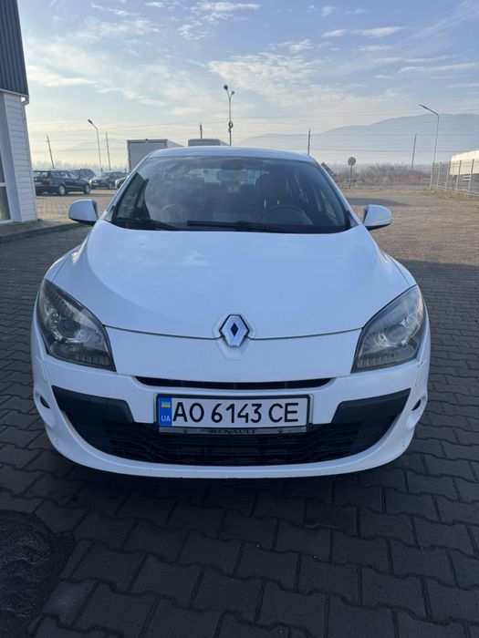 Продам рено меган 2011