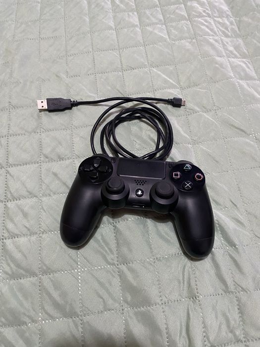 Playstation 4 500GB com tudo incluido