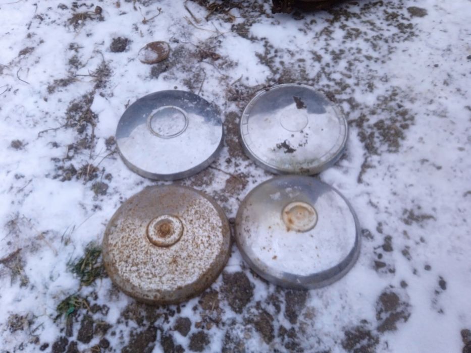 Продам запчасті на Москвич 403 ціни в описі