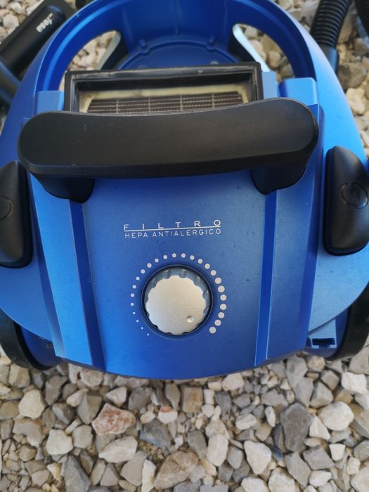 Aspirador Ufesa c/ Filtro Agua AP8110