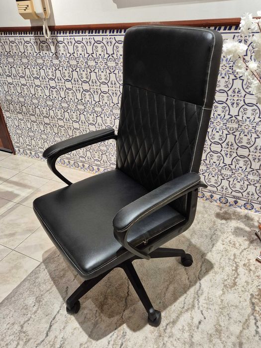 Cadeira Escritório Preta