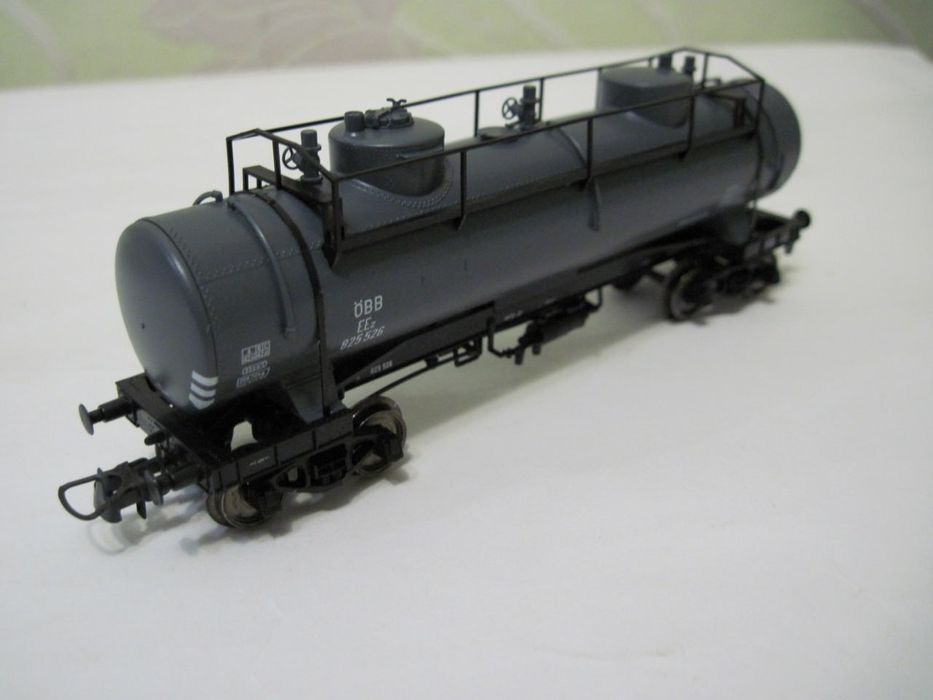 Вагоны Roco цистерна, Хоппер 1:87 но как Piko