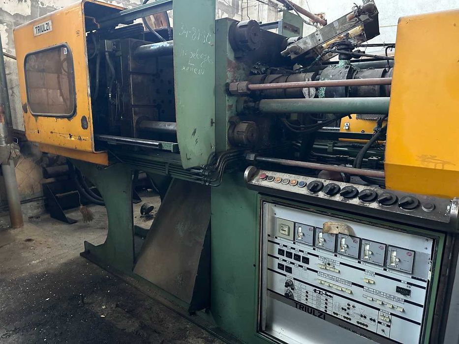 Термопластавтомат Triulzi Euromap