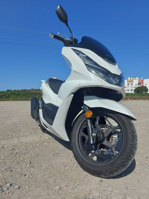 ALUGUER/RENT Honda pcx e Yamaha NMax 55€