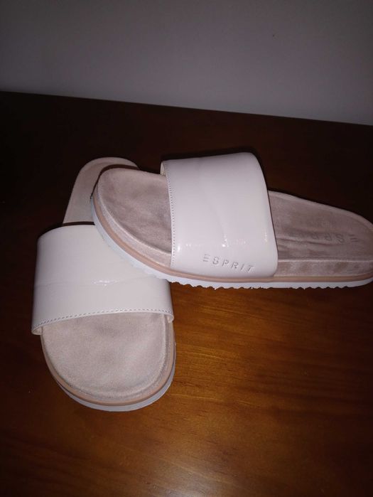 Chinelos rosa claro da Esprit