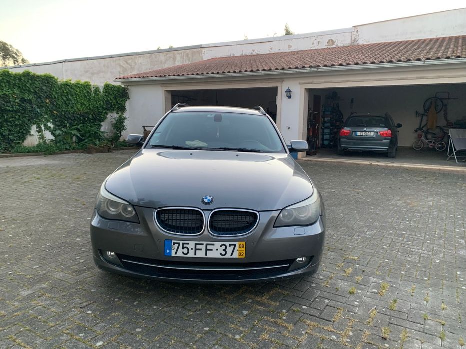 BMW 520 2008 impecável