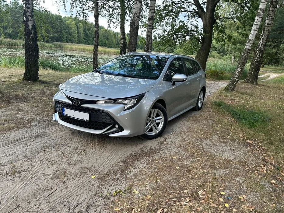 Toyota Corolla Salon Polska Serwis ASO Rzgów ABSOLUTNIE Bezwypadkowa