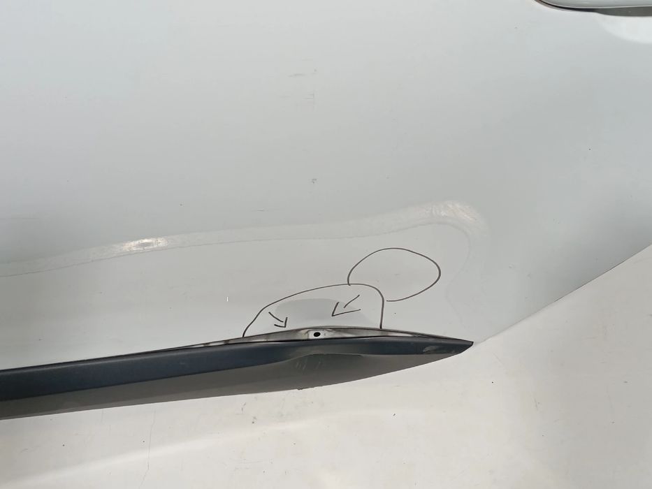 Porta trás esquerda RENAULT Megane III Grandtour (KZ0/1)