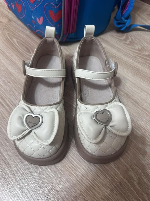 Туфлі для дівчинки 33 р.