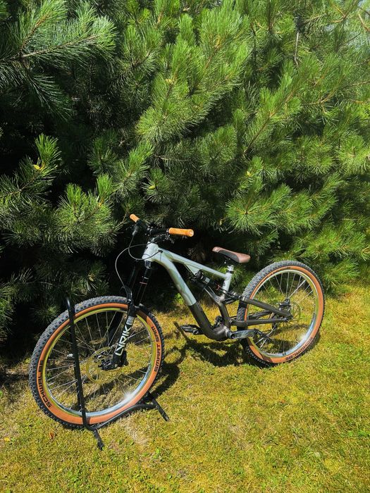 Specialized stumpjumper S2