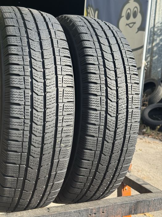Шини зимові 2шт 215/70 R15 C Kleber TransPro 4s