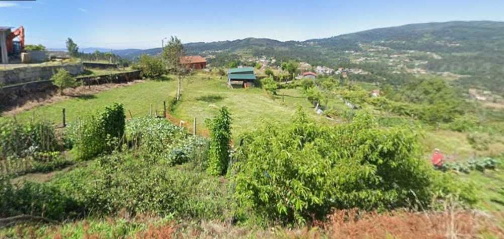 Venda de Terreno com 2.200m2