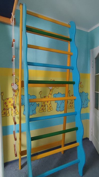 Шведская стенка лестница