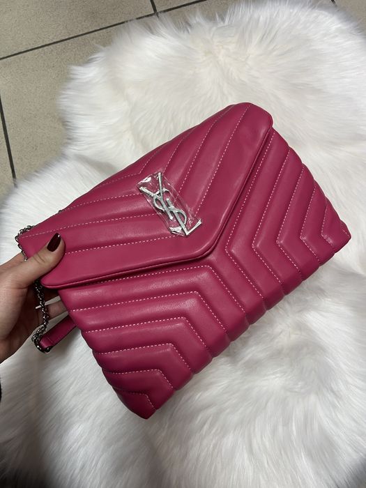 Сумка розовая Yves Saint Laurent