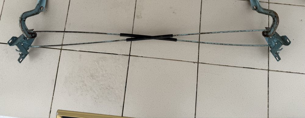 Навесы, петли, механізм підйому кришки багажника москвич 412, иж 412.