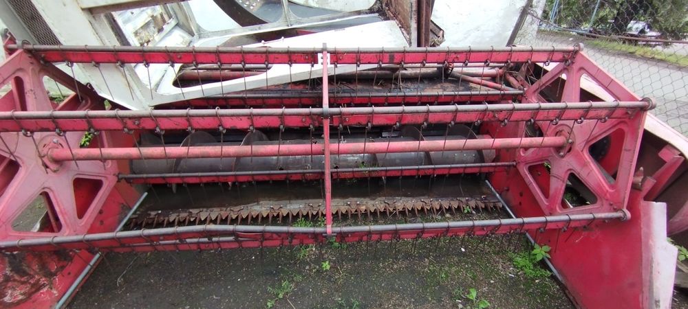 Комбайн Massey Ferguson