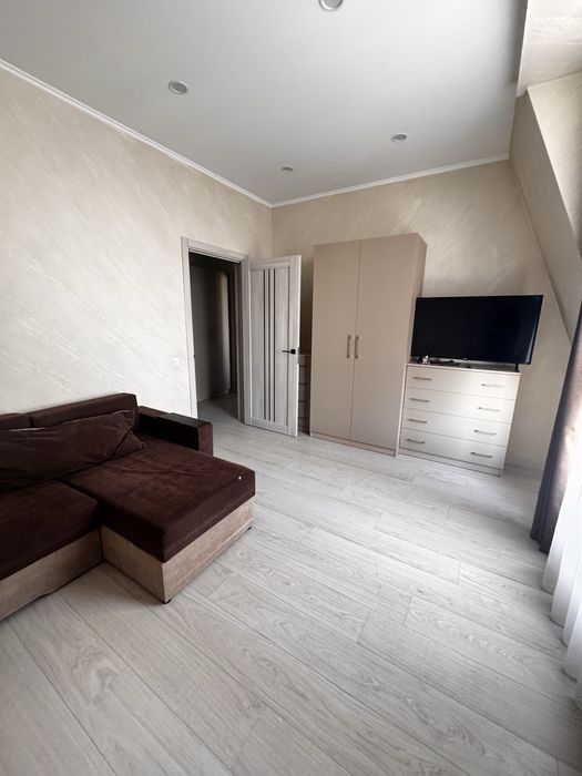 Продаж 1км квартири район Текстильника